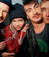 /files/gimgs/103_youngheroessarjastanuoretsankarit1996.jpg